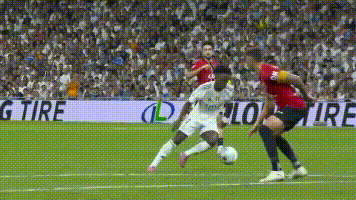 一场2-1！让巴萨有压力了：皇马主场逆转+赛季3连胜，西甲领跑